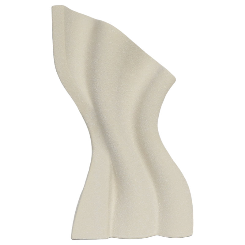 18" Sylinda Statuary