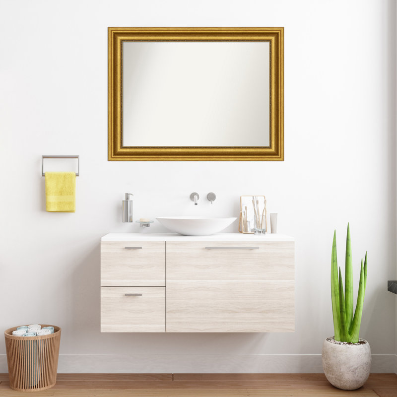 Miroir de salle de bain Jashawna, 28,75 po x 37,75 po, Doré