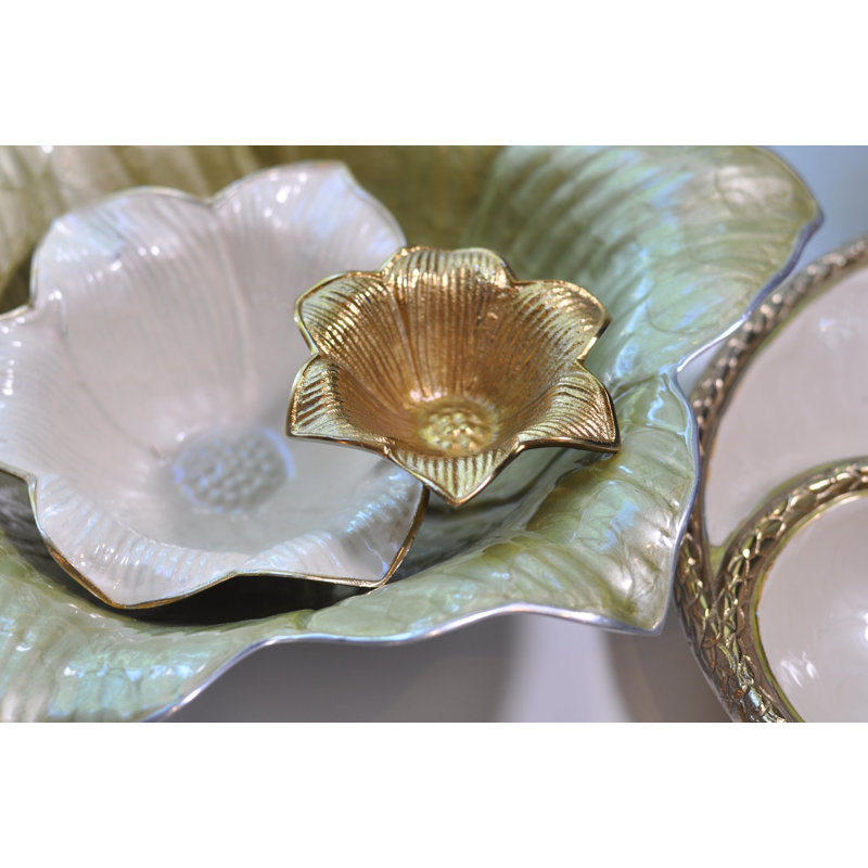 Lily Serving Bowl, Gold Snow