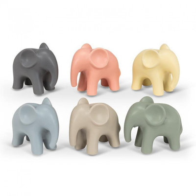 Ensemble de 6 petites figurines d'éléphant