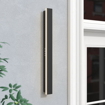 Avett Aluminum LED Linear Wall Light