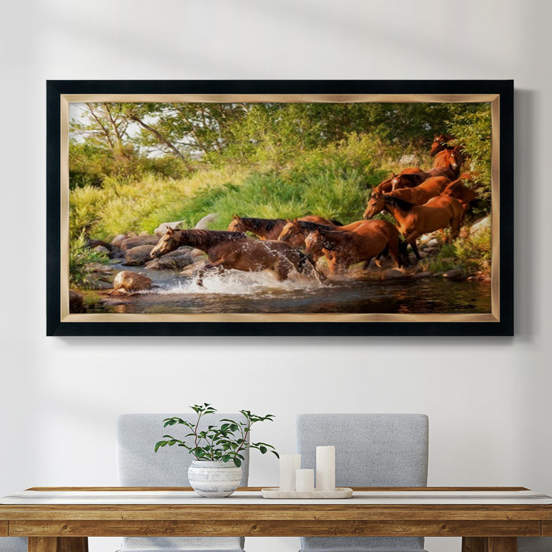 Sunlit Horses IV - reproduction de photo sur toile, H 21 po x l 37 po x P 1 po