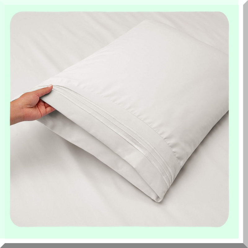 Luxury Linens 1800 Queen Bed Sheet Set - Wrinkle, Fade & Stain Resistant - Extra Pillowcases Included - Premier Collection - White