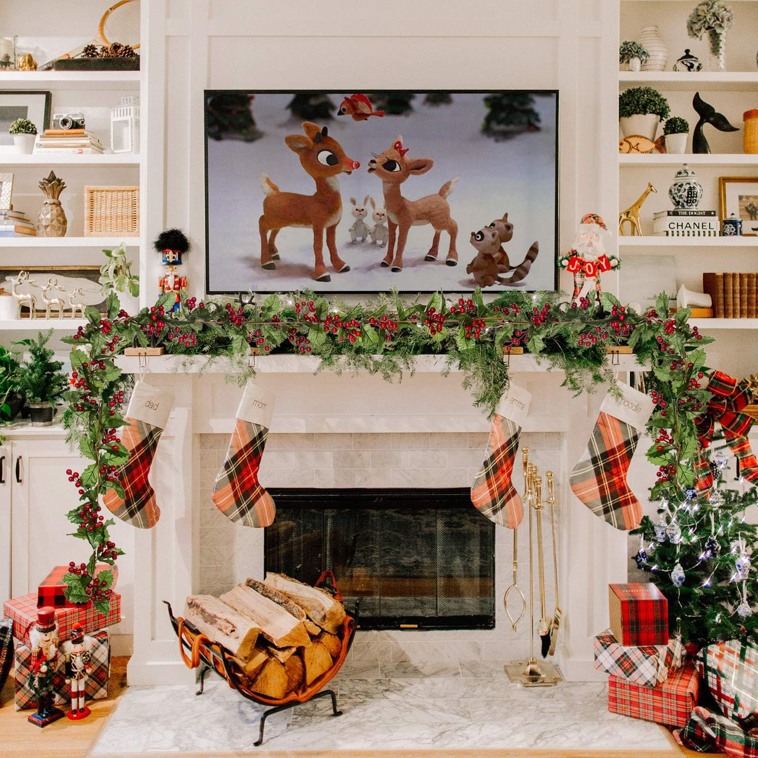 Mini cone red berry christmas garland