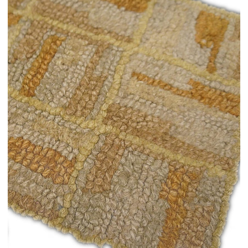 Petit tapis crocheté à motif floral