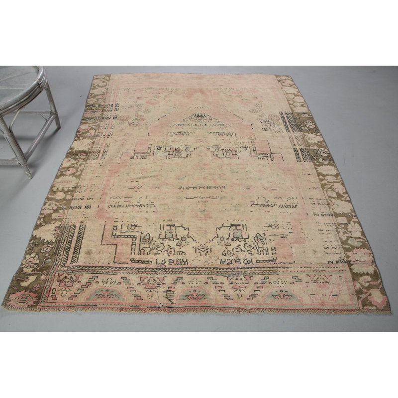 Tapis turc rétro unique tissé à la main avec des motifs de tons pastel détaillés pour la décoration intérieure