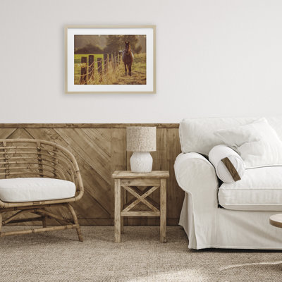 «Horse's Farm at Dawn», reproduction sous verre encadrée, design par Norm Stelfox
