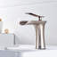 Robinet de salle de bain à un trou
