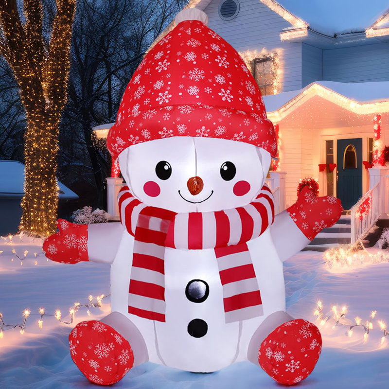 Bonhomme de neige gonflable de Noël 4,4 pi avec chapeau rouge et gants