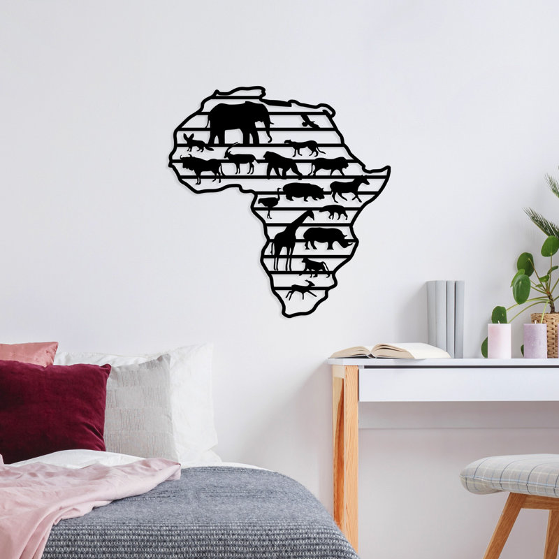 Elegant Black Decorative Metal Wall Accessory, 26.4 x 27.6 inches | 100% Metal, Thickness: 0.06 inches | Lightweight at 1.3 lbs, Perfect for Home Decor & Stylish Wall Art, Easy to Hang