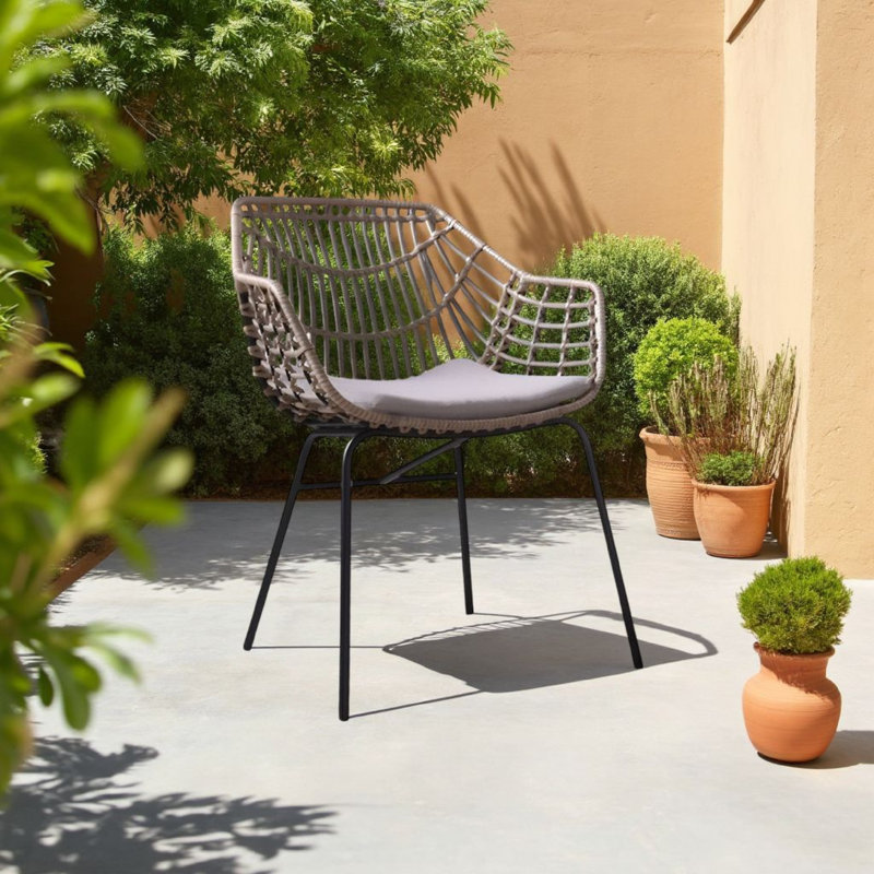 Ensemble de 4 chaises d'extérieur Niya, rotin brun naturel, acier noir