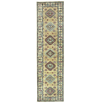 Tapis unique en ton beige de 2 pi 7 po x 9 pi 6 po Konopka