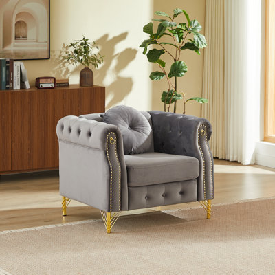 Velours gris simple, avec cuivre, boutons et pieds en métal. Conception en boucle pour suspendre des charmes adorables en velours simple, clouté, motif de boutons, décor urguarien
