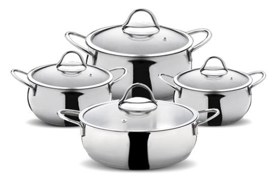 Ensemble de casseroles