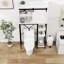 Armoire de rangement au-dessus de la toilette