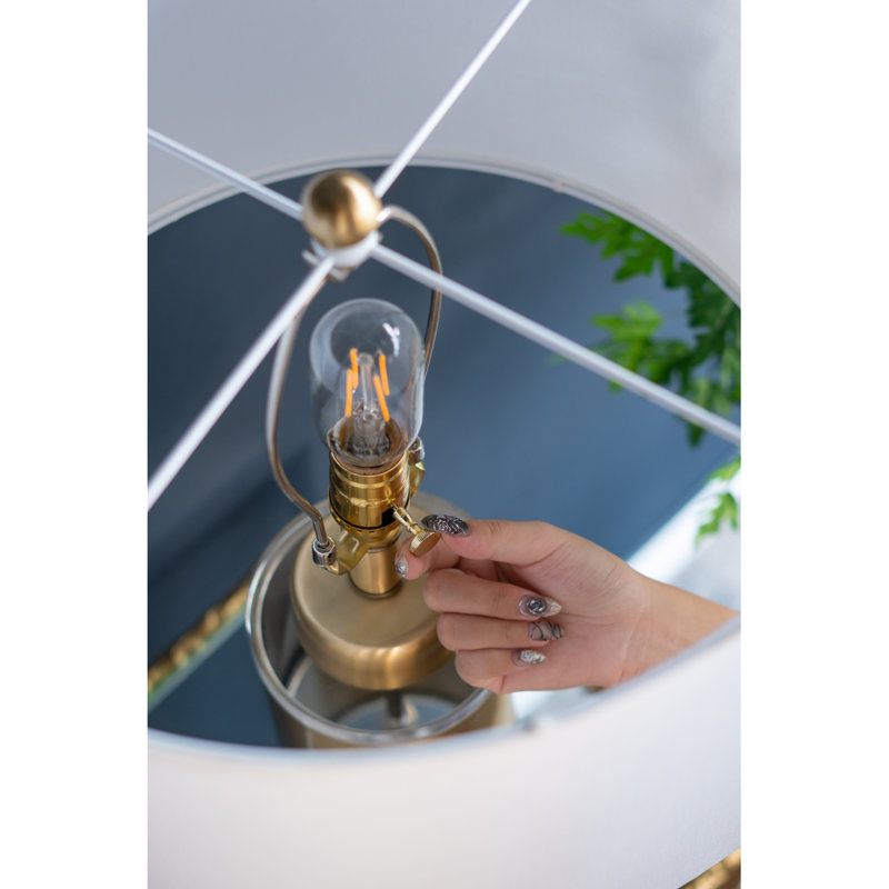 Lampe de table cylindrique dorée et blanche D15x25,5 "avec abat-jour tambour (assemblage de l'abat-jour requis)