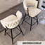 Ensemble de 2 tabourets de bar en lin blanc Rotation à 360 degrés, base. Matériau des serviettes, rembourrage confortable. Pour les bars, les tabourets 2 tabourets. Fonction pivotante, construction , Cafés, Îlots de cuisine. Assemblage
