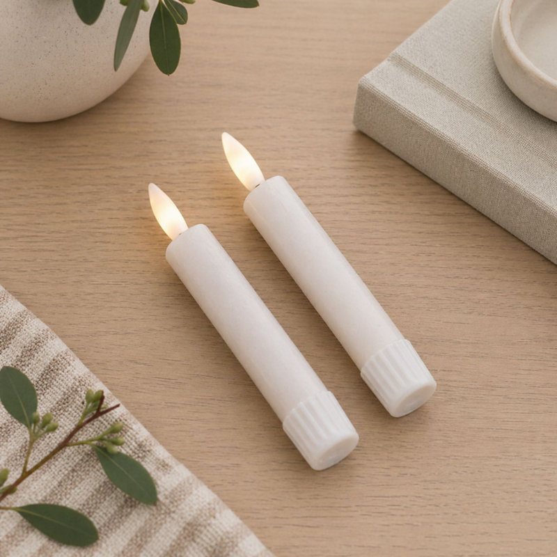 Bougie pilier ivoire FIA Wick, Beige, Pilier 0,9 po x 5,4 po