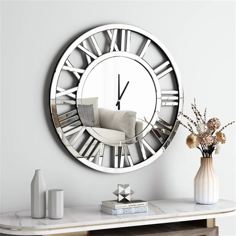 Mirrored Roman numerals decorative round wall clock