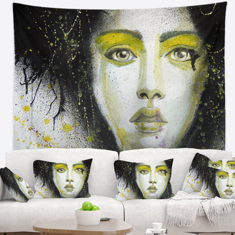 Tapisserie ligne fille avec yeux jaunes Abstract, H 32 po x l 39 po