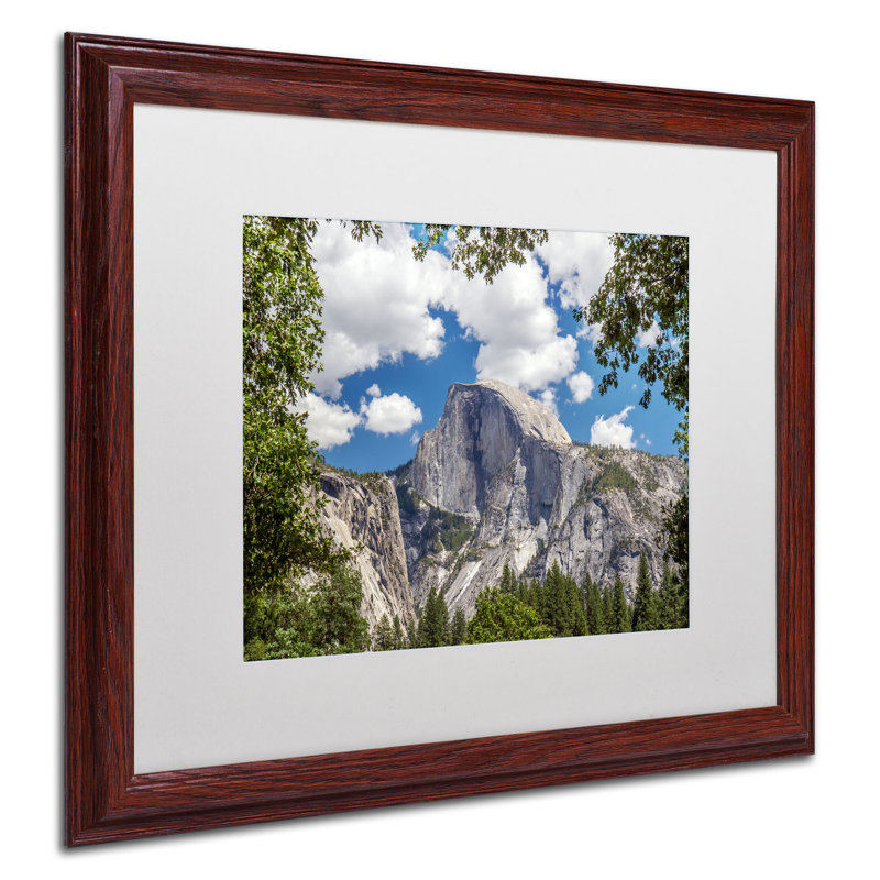 « yosemite half dôme » par pierre leclerc,, reproduction de photo encadrée, H 16 po x l 20 po, Brun