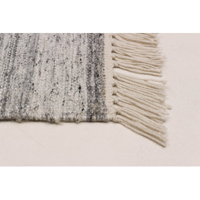 Boho Grey Kilim 5'4" x 7'7"