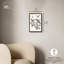 Illustration d'une paire d'oiseaux perchés sur toile par Art Remedy-115025047-115025054