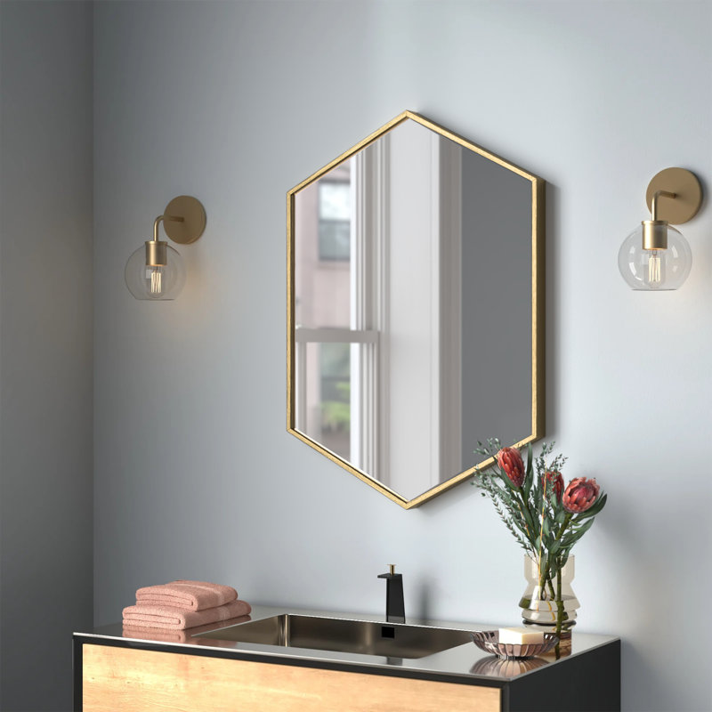 Miroir décoratif Logsdon, 30,98 po x 22,05 po, Doré