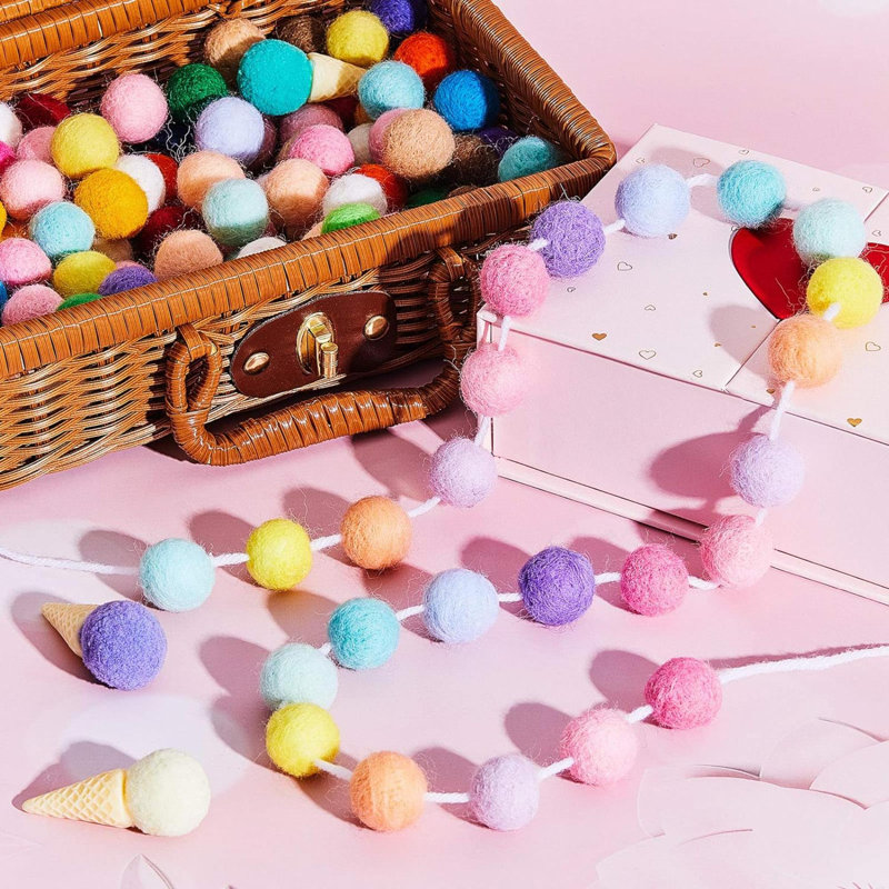 Guirlande de 78 po, Rose / bleu clair / mauve