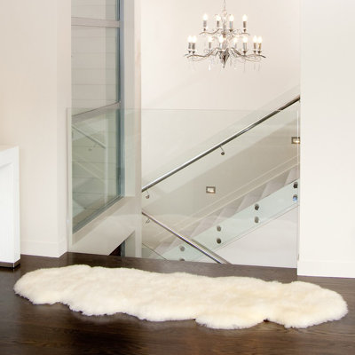 Colello Natural New Zealand Sheepskin Area Rug