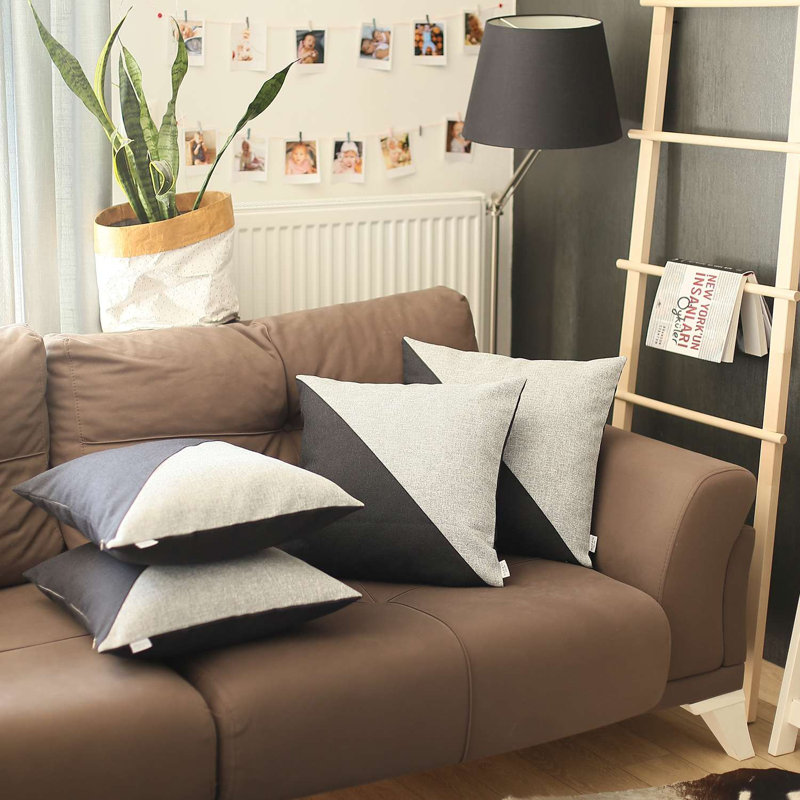 Ensemble de 4 housses de coussin diagonales, Noir / blanc