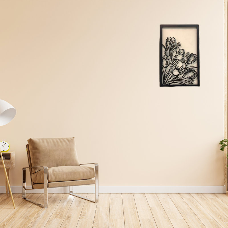 Wall Decor on Metal, Black