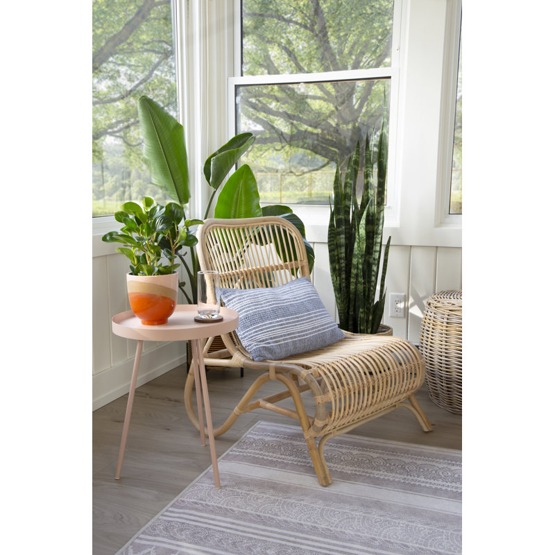 Table d'appoint ronde en métal rose
