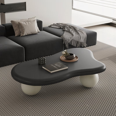 Table basse en forme de nuage de 119 cm (47 pouces) avec 3 pieds boule pour salon, plateau noir, pieds blancs