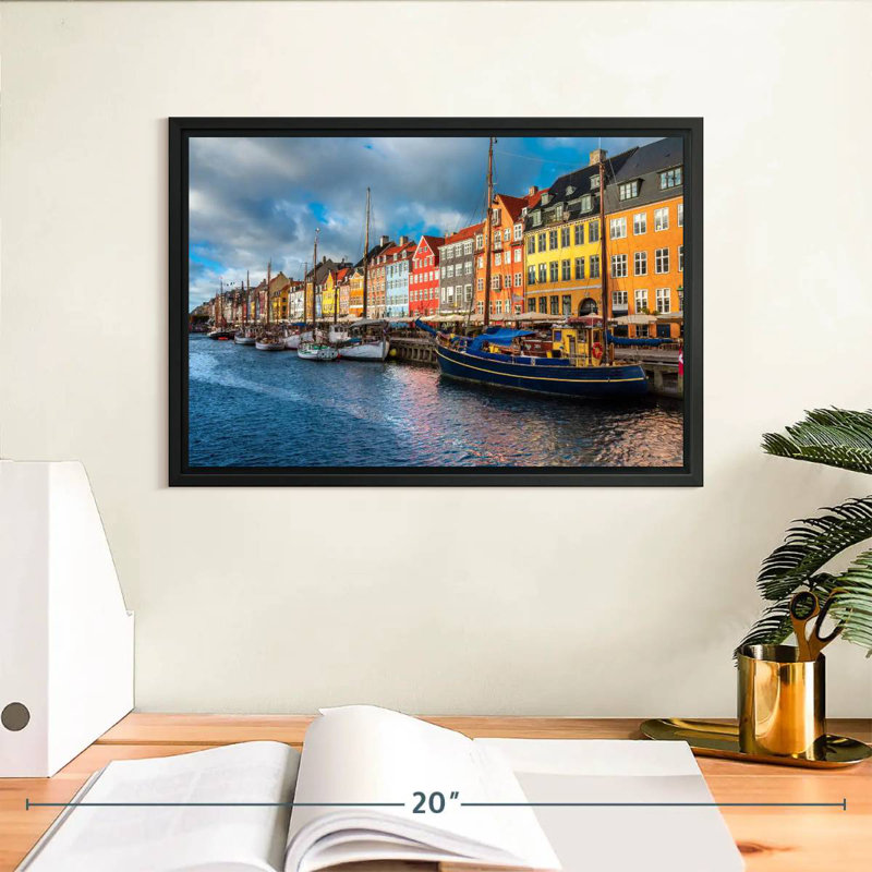 Port de Nyhavn, Copenhague, Cadre flottant noir, 13 po x 9 po