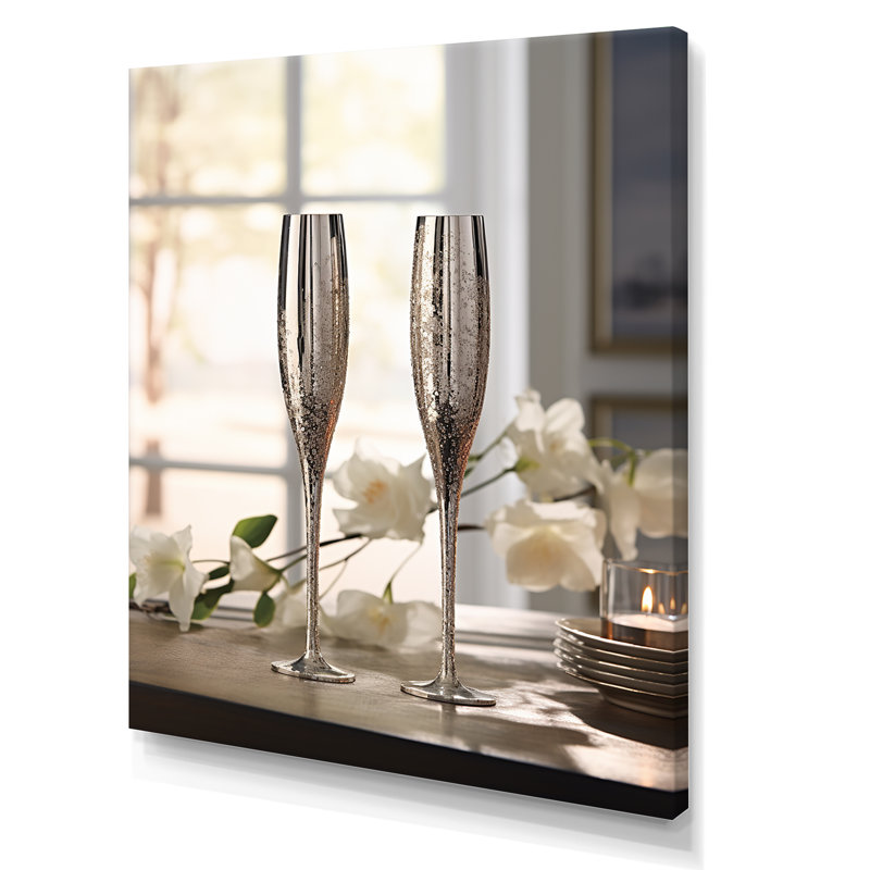 Champagne Flute Fantasies III sur toile, Toile tendue, H 32 po x l 16 po x P 1 po