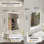 Armoire à pharmacie Ciyanna 24 x 32 po avec miroir antibuée biseauté à DEL – Montage en surface ou encastré, éclairage à intensité variable, prise de courant, horloge et détecteur de mouvement-931017599-930731708