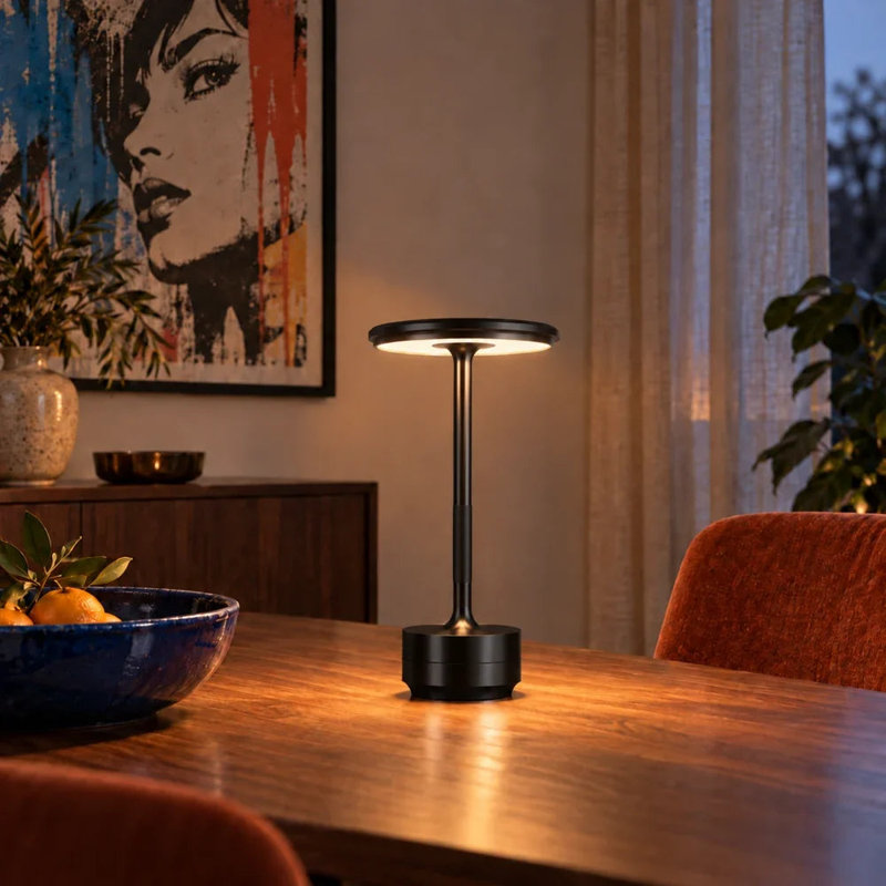 Aura Table Lamp, Black
