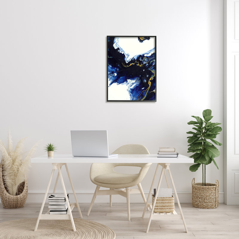 «Blue Water» se déplaçant à travers une abstraction blanche, un design moderne, une ferme surdimensionnée, un giclée rustique encadrée, un art texturé par Liz Jardine