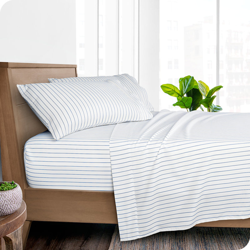 Microfiber Sheet Set, Queen Sheet Set + 1 Fitted Sheet + 2 Pillowcases, White/Marine