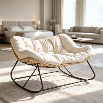 Double chaise berçante avec coussin blanc crème