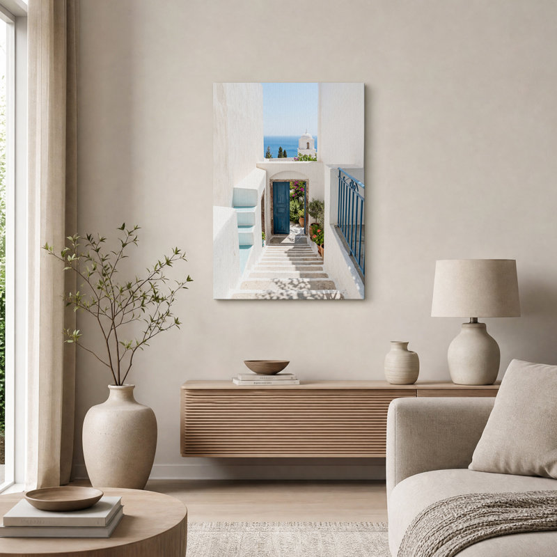 Escaliers en pierre et porte bleue avec vue sur la mer - Tableau sur toile, H 48 po x l 36 po