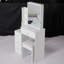 Petit meuble-lavabo à gauche avec tabouret rembourré-852836324