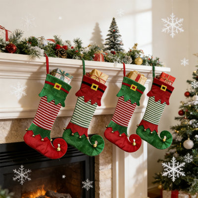 Ensemble de 4 bas de Noël 22 po Elf - 4 sacs-cadeaux de Noël écossais rouges et verts avec broderie détaillée pour cheminée