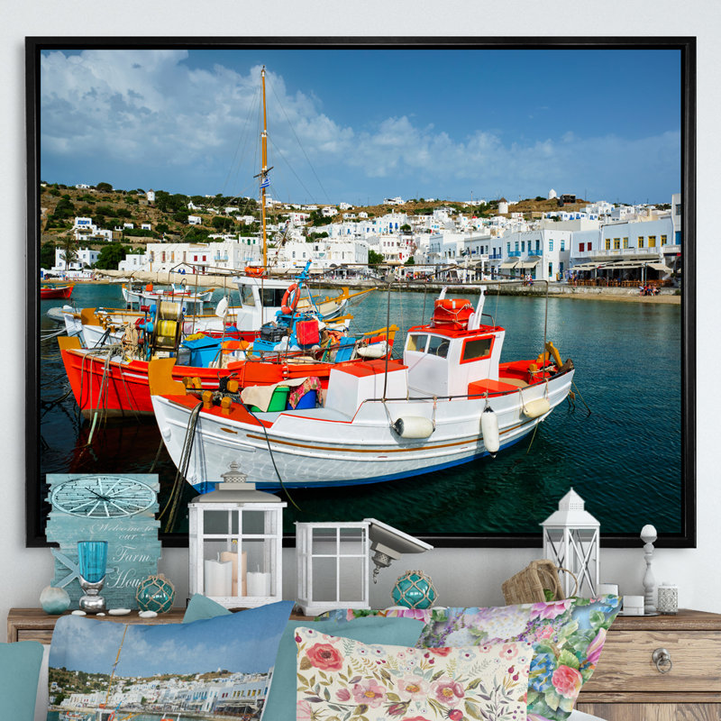 «Greek Port Finition Boat» - reproductions d'art mural chasse et pêche, Encadrement doré, H 34 po x l 44 po