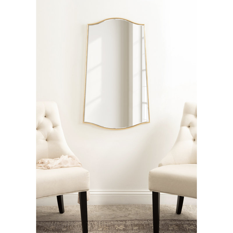 Miroir mural fuselé