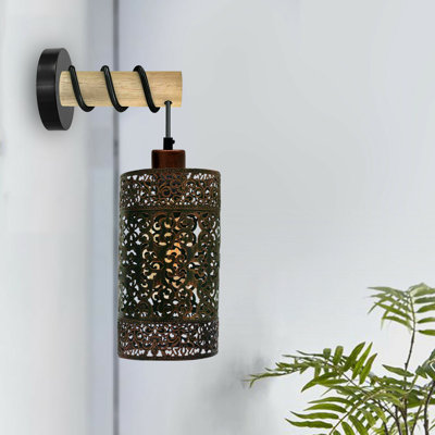 Kirzia Armed Sconce
