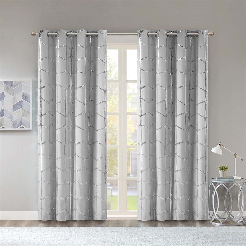 Panneau de rideau simple occultant Lilyah, Gris / argent, L 50 po x L 84 po