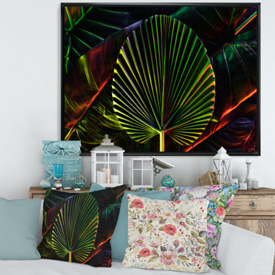 Feuilles tropicales ton sur ton noir I - peinture sur toile