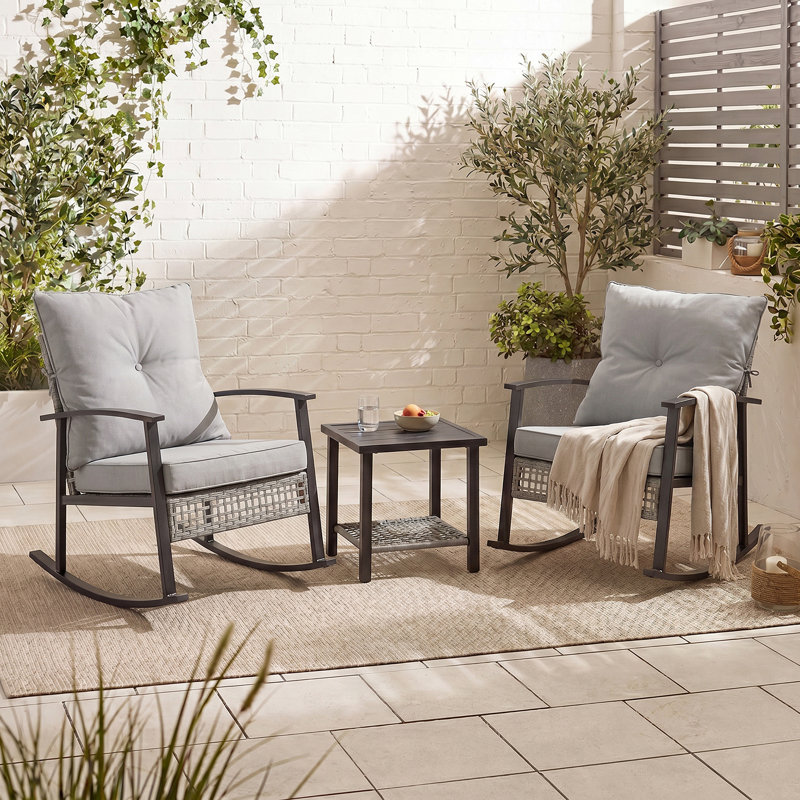 Outdoor Lounge Chair